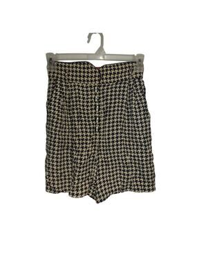 Platinum Women's Shorts Size 8
